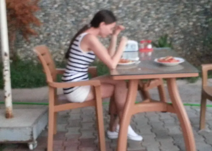 Deniz Ξενοδοχείο