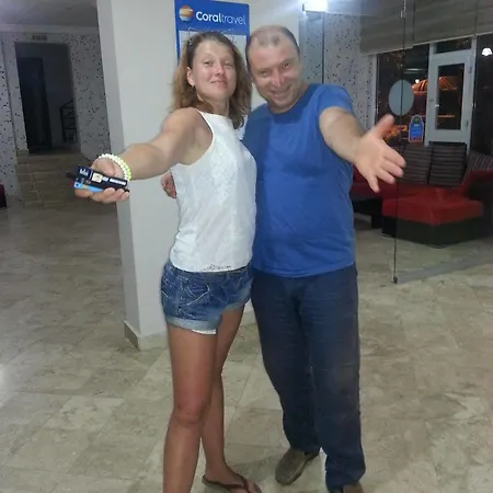 Deniz Suit Mahmutlar